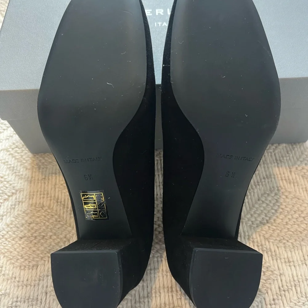 BRAND NEW IN BOX EVERLANE Day Pump in Black Suede, Size 6.5 - Picture 2 of 4